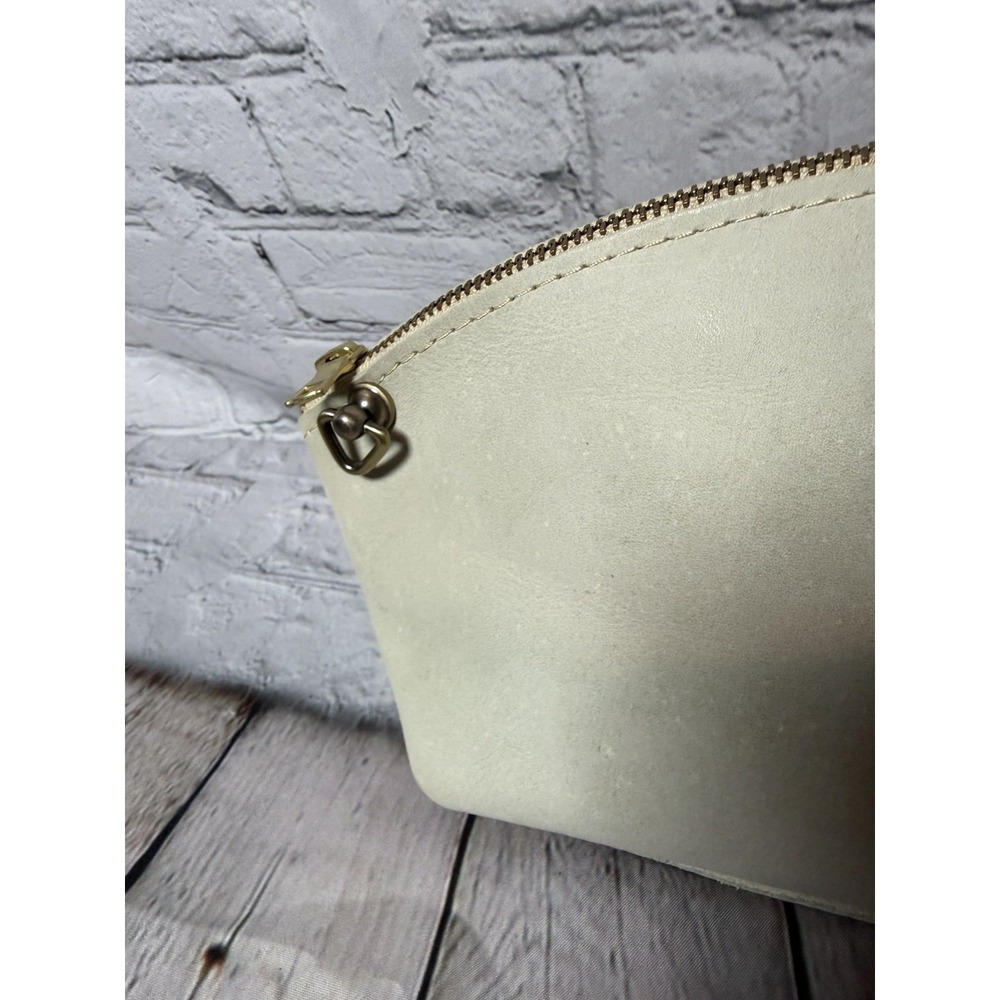Portland Leather Goods Eclipse Bag in Beluga With Rings For Crossbody Zip Pouch - Picture 6 of 10